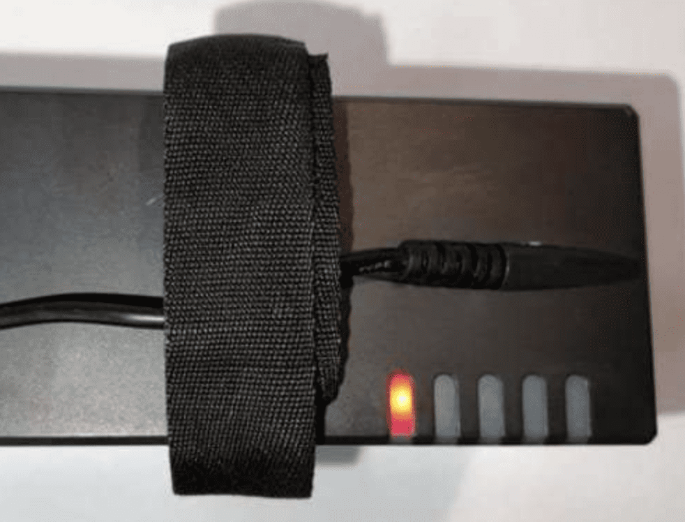 SOUNDBOKS Akku leuchtet rot SOUNDBOKS Akku leuchtet rot